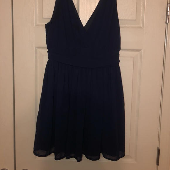 dresses! - Picture 3 of 8